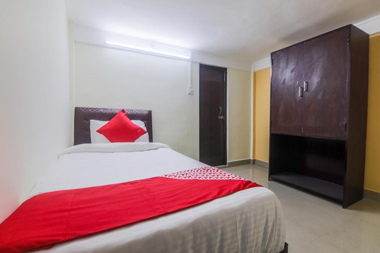 Oyo 18759 Nirvana Guest House Shillong Esterno foto