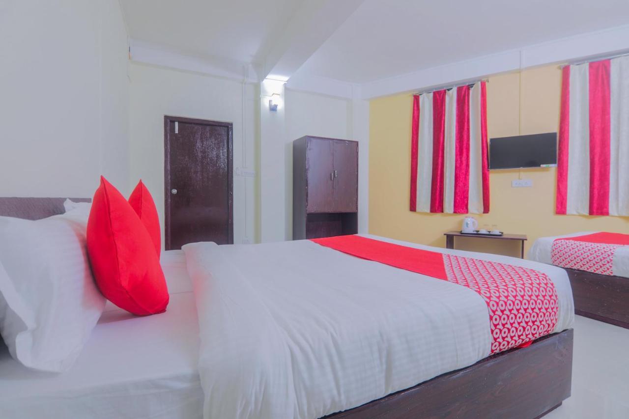 Oyo 18759 Nirvana Guest House Shillong Esterno foto