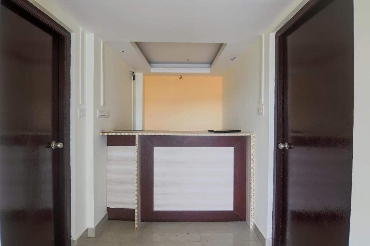 Oyo 18759 Nirvana Guest House Shillong Esterno foto